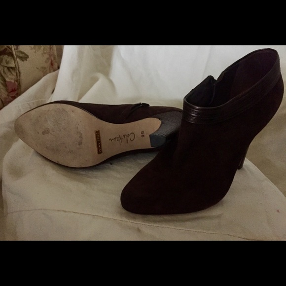 COLE HAAN Nike Air brown Suede  booties beautiful - Picture 2 of 8